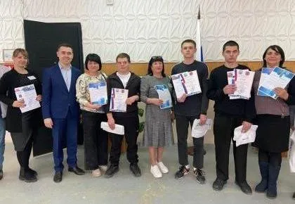 Застройщик «Пересвет-Юг» наградил победителей регионального конкурса по профессии «Каменщик»